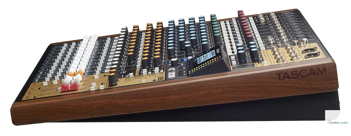 Tascam Model 16
