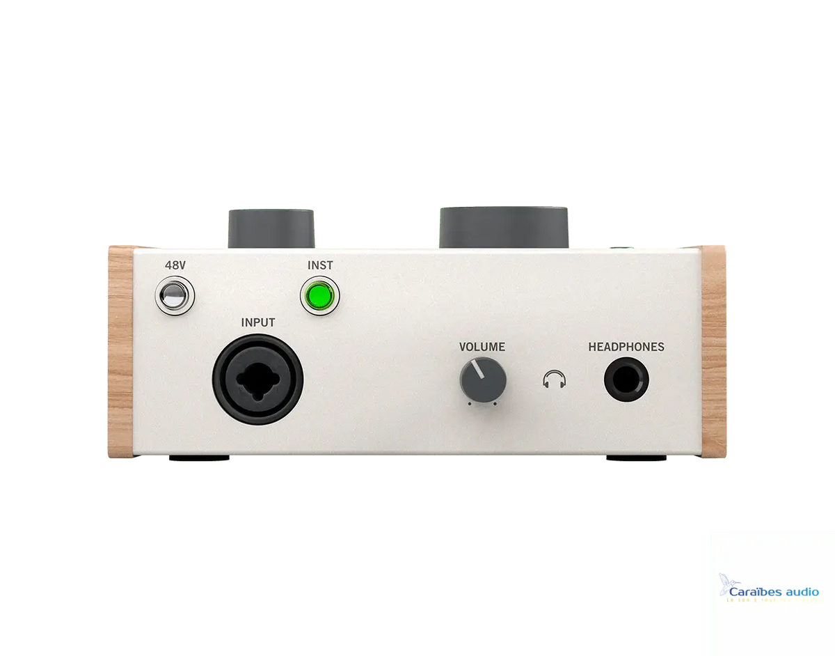 Universal Audio Volt 176 USB Recording Studio – vue de trois-quarts