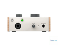 Universal Audio Volt 176 USB Recording Studio – vue de trois-quarts